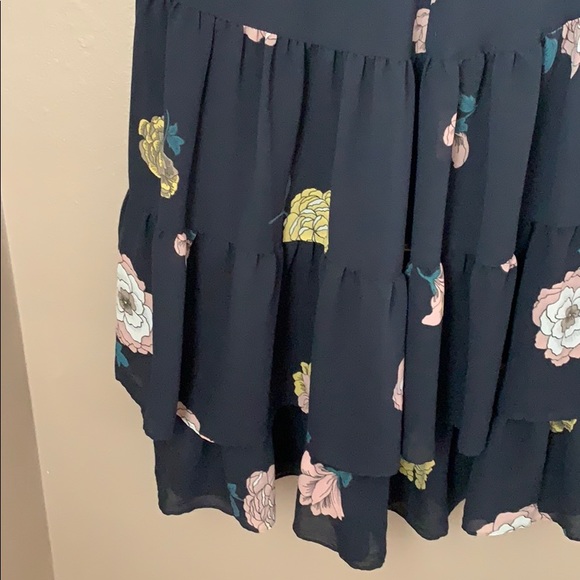 Skirt - Picture 2 of 5